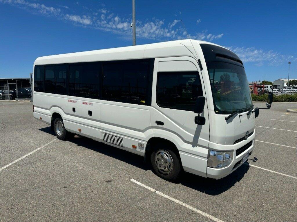 Toyota Coaster image 1