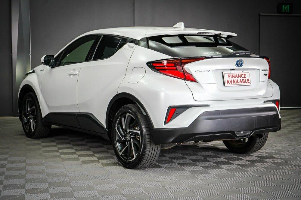 Toyota C-hr image 4