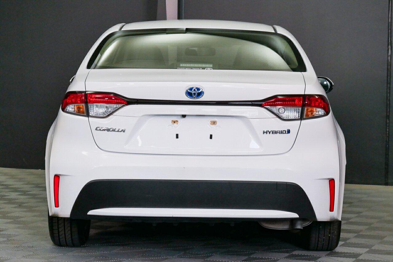 Toyota Corolla image 4
