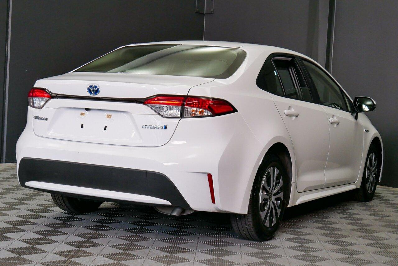 Toyota Corolla image 4