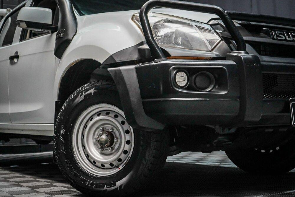 Isuzu D-max image 2
