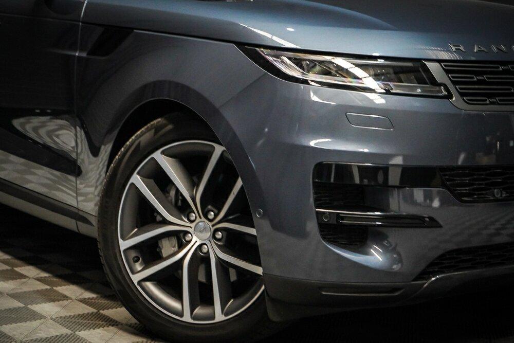 Land Rover Range Rover Sport image 2