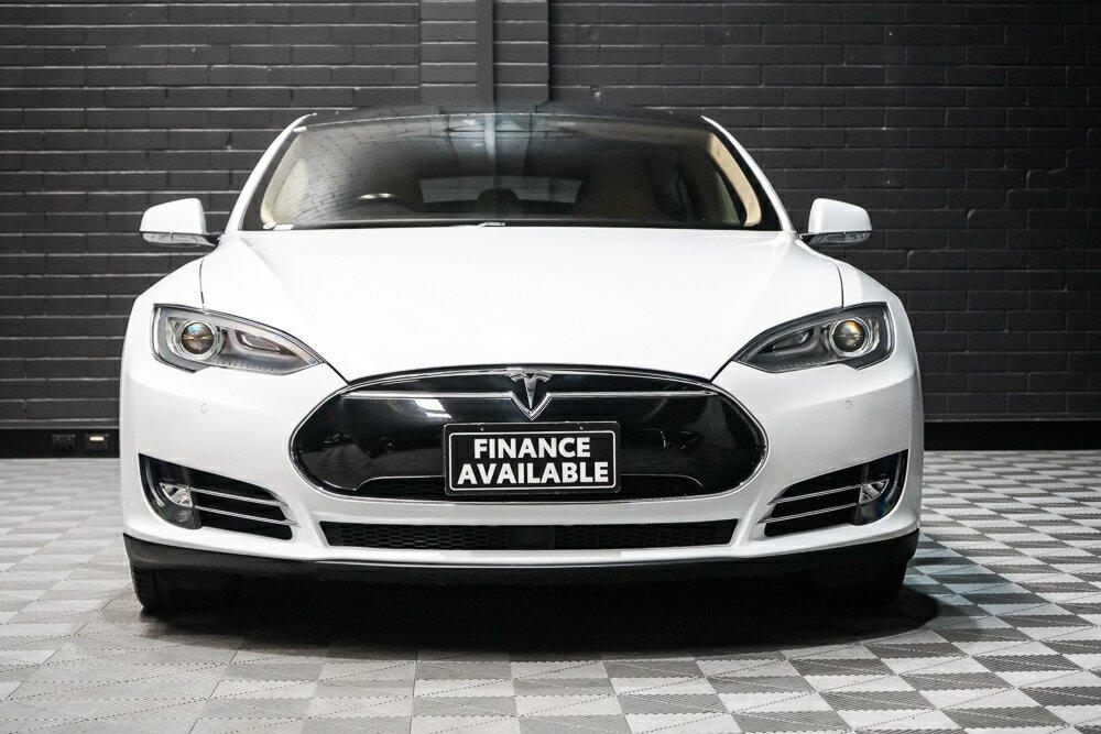 Tesla Model S image 2