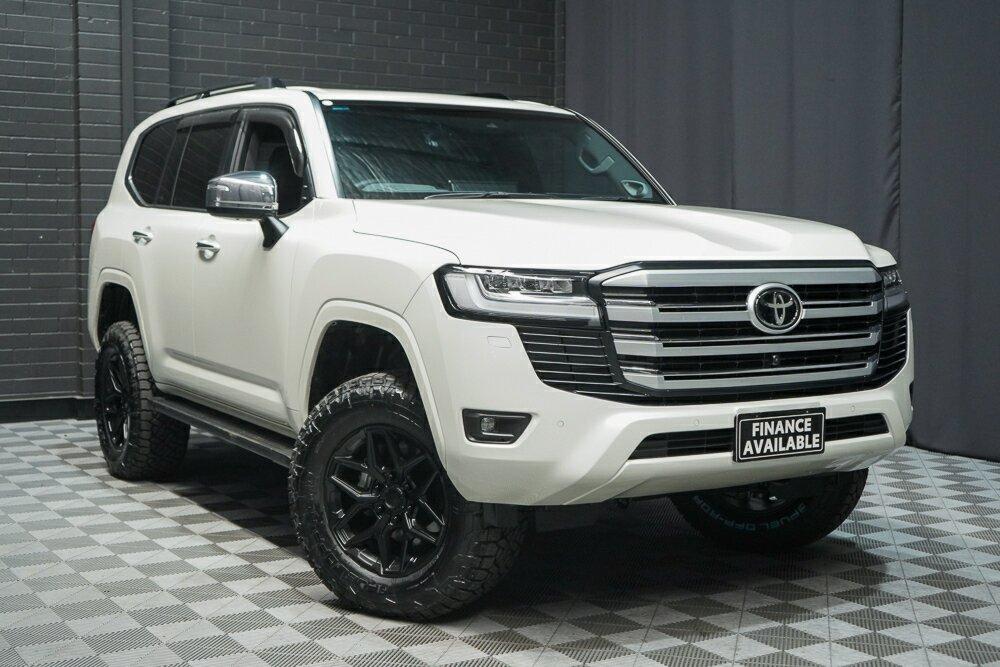 Toyota Landcruiser image 1