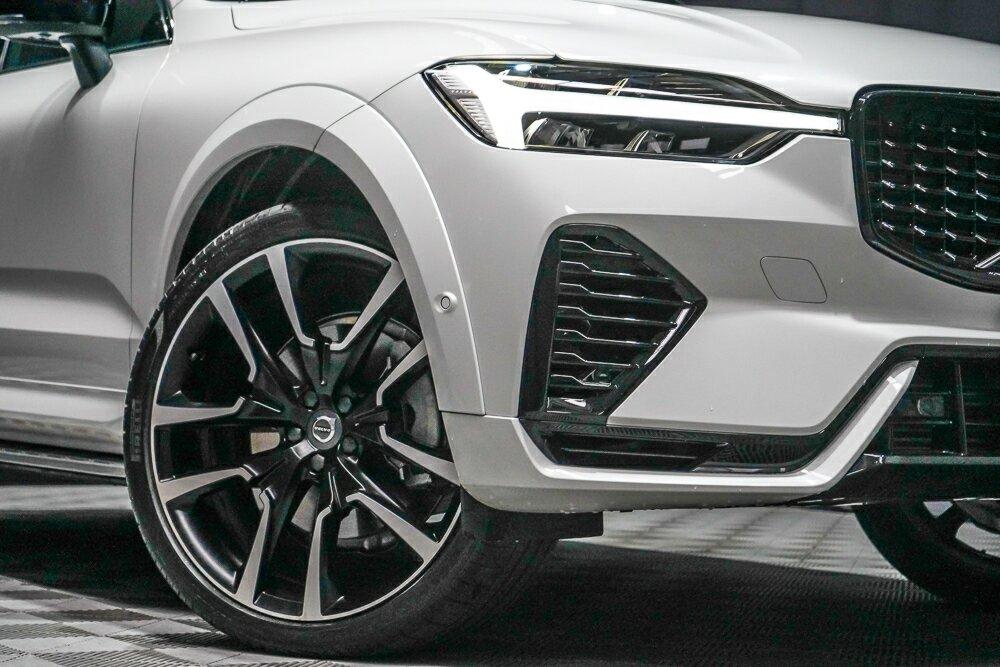 Volvo Xc60 image 2