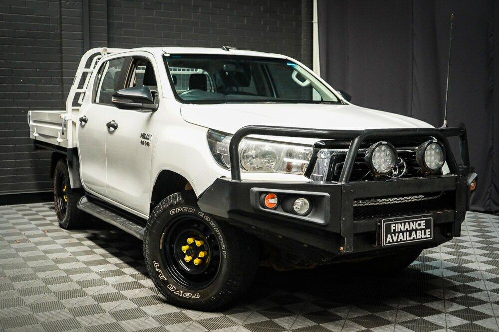 Toyota Hilux image 1