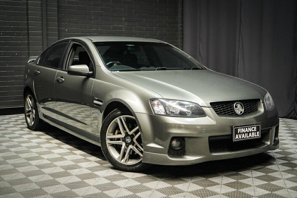 Holden Commodore image 1