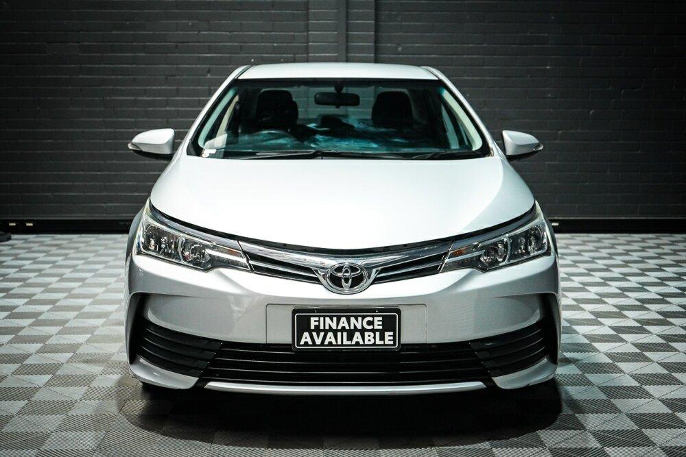 Toyota Corolla image 3