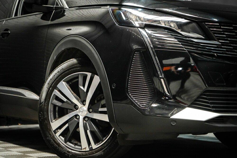 Peugeot 3008 image 2