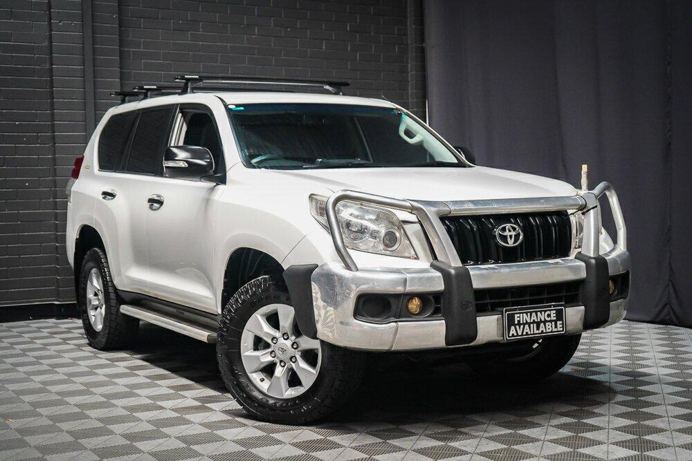 Toyota Landcruiser Prado image 1