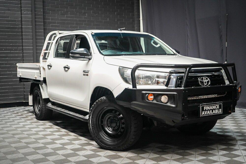 Toyota Hilux image 1