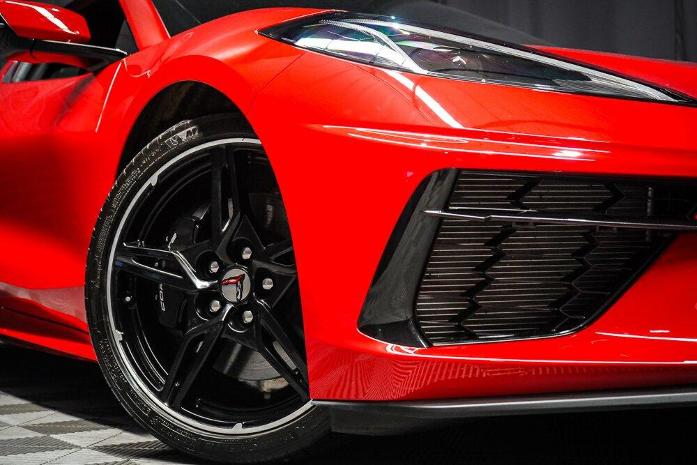 Chevrolet Corvette image 2
