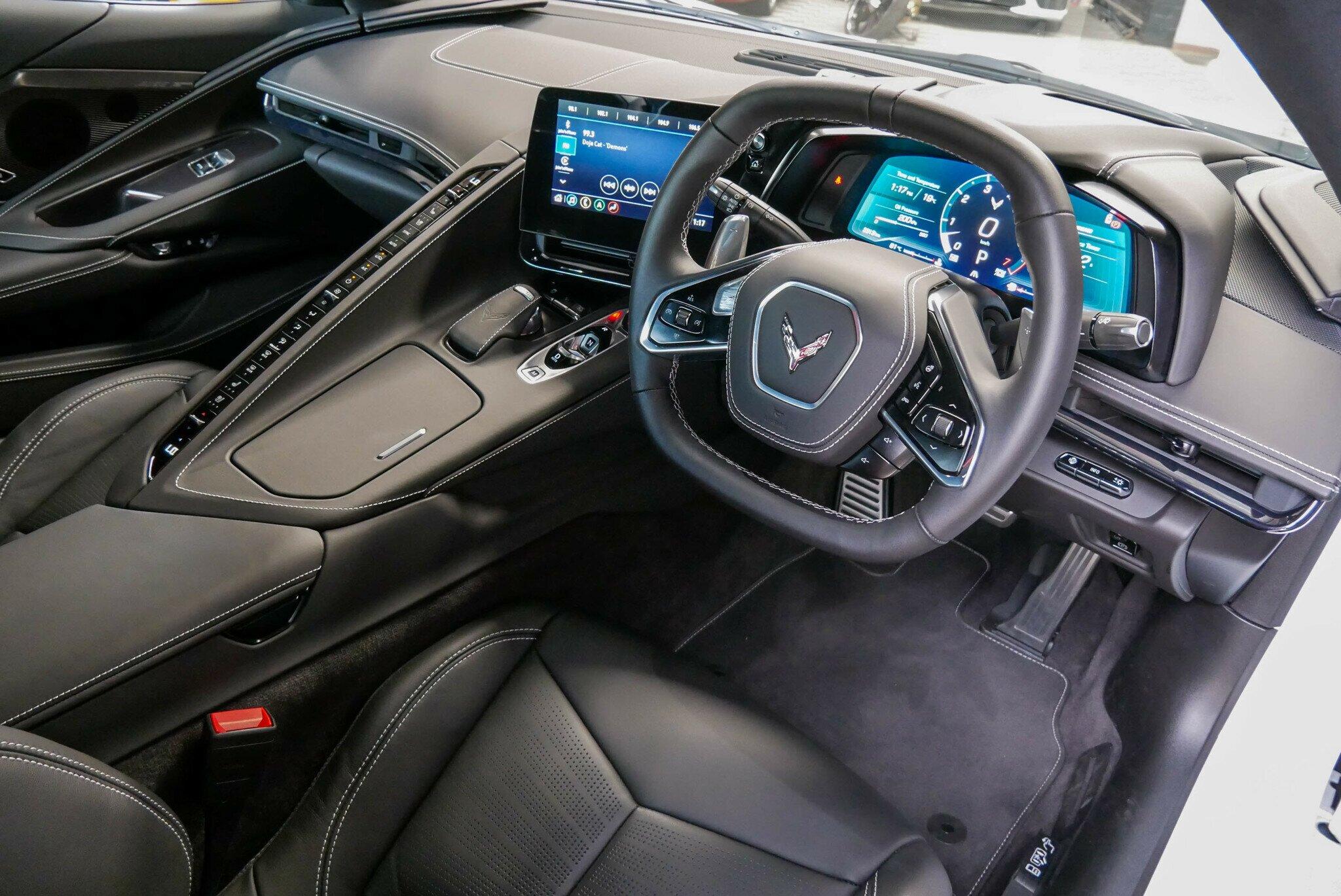 Chevrolet Corvette image 4