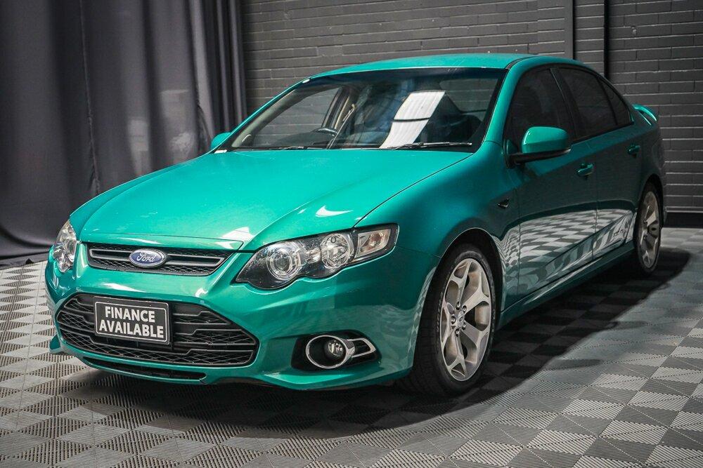 Ford Falcon image 4