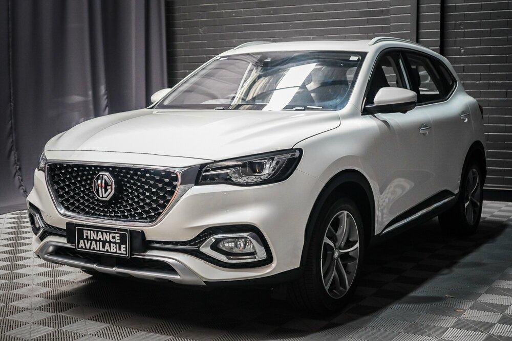 MG Hs Plus Ev image 4