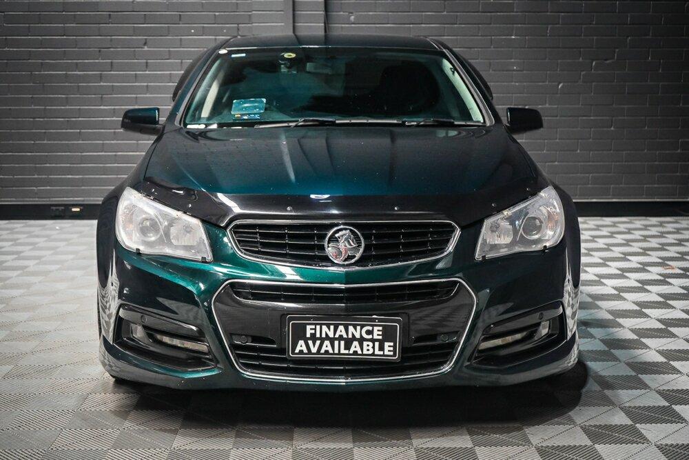 Holden Commodore image 3