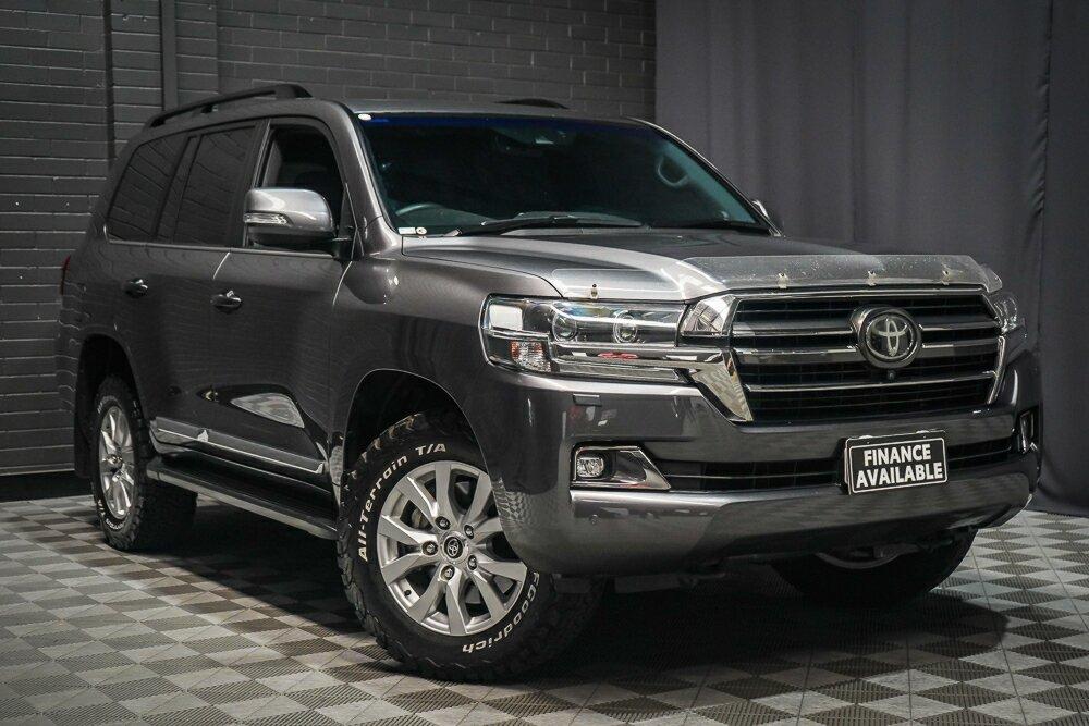 Toyota Landcruiser image 1