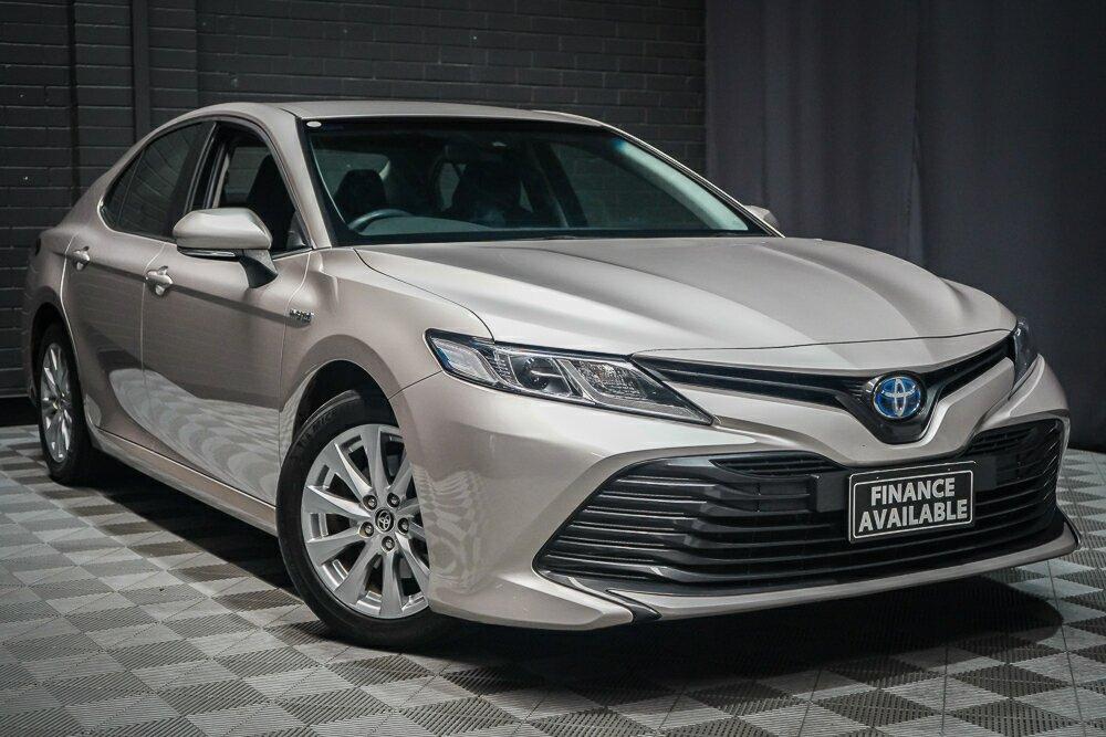 Toyota Camry image 1