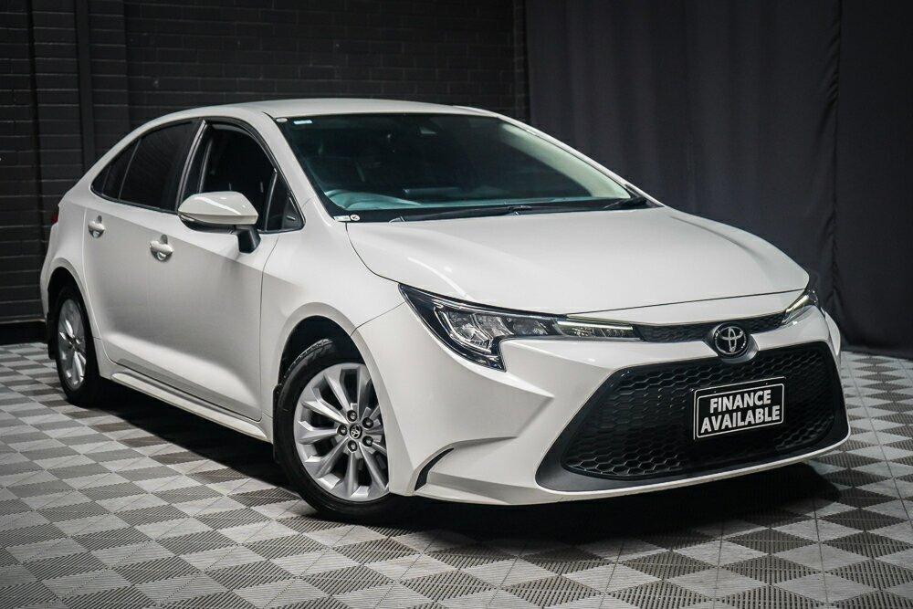 Toyota Corolla image 1