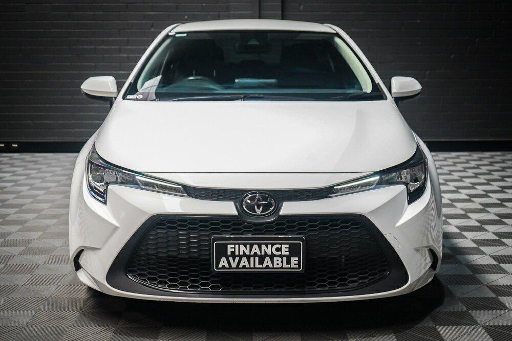 Toyota Corolla image 3