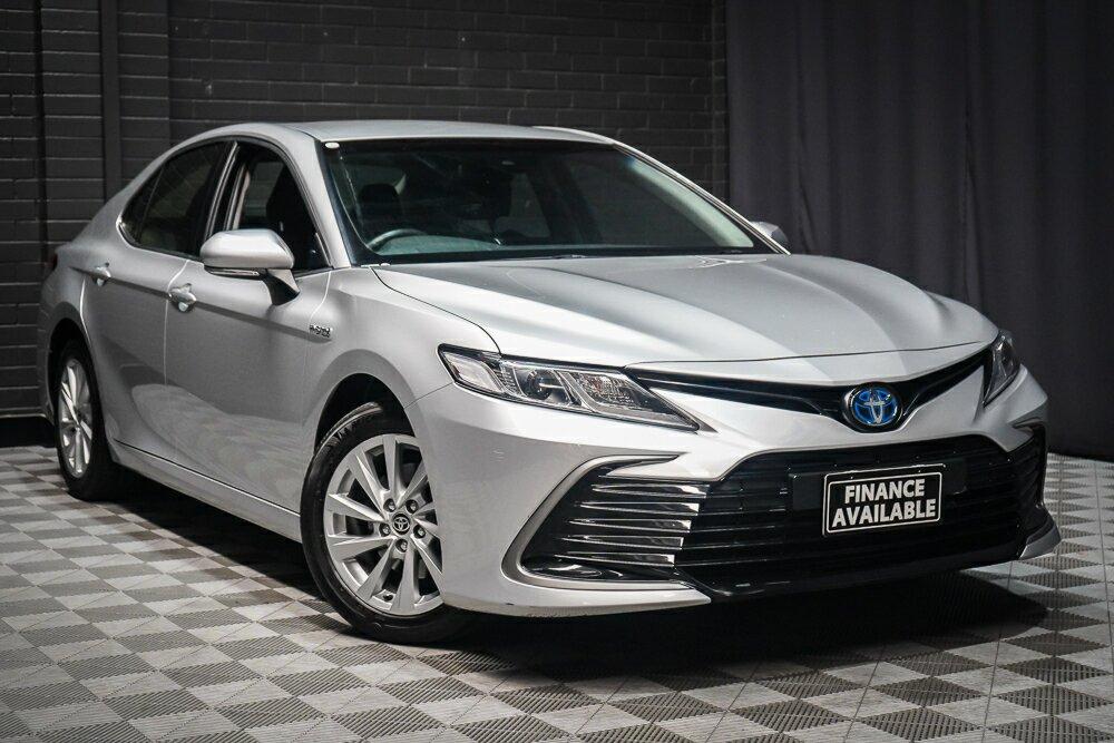Toyota Camry image 1