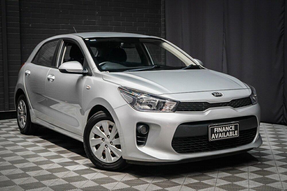 Kia Rio image 1