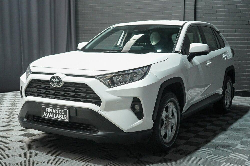 Toyota Rav4 image 4