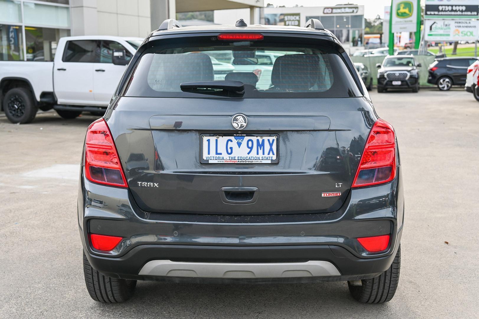 Holden Trax image 4