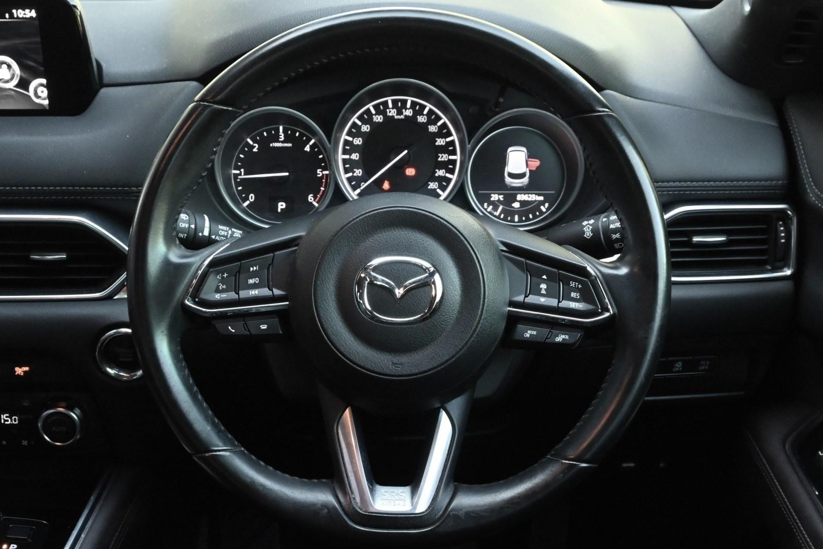 Mazda Cx-8 image 4