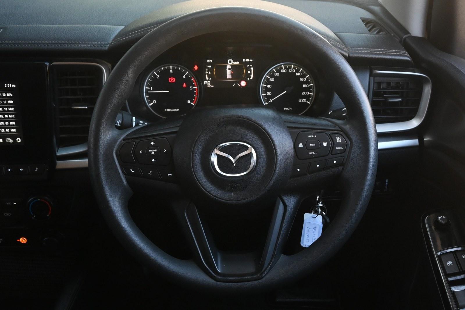 Mazda Bt-50 image 4