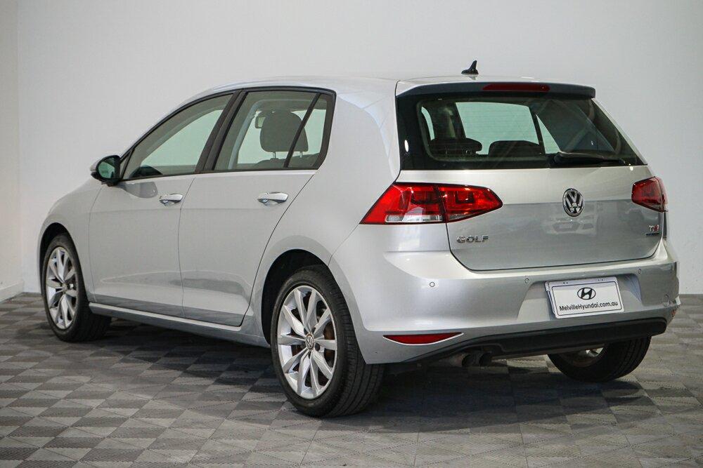 Volkswagen Golf image 4
