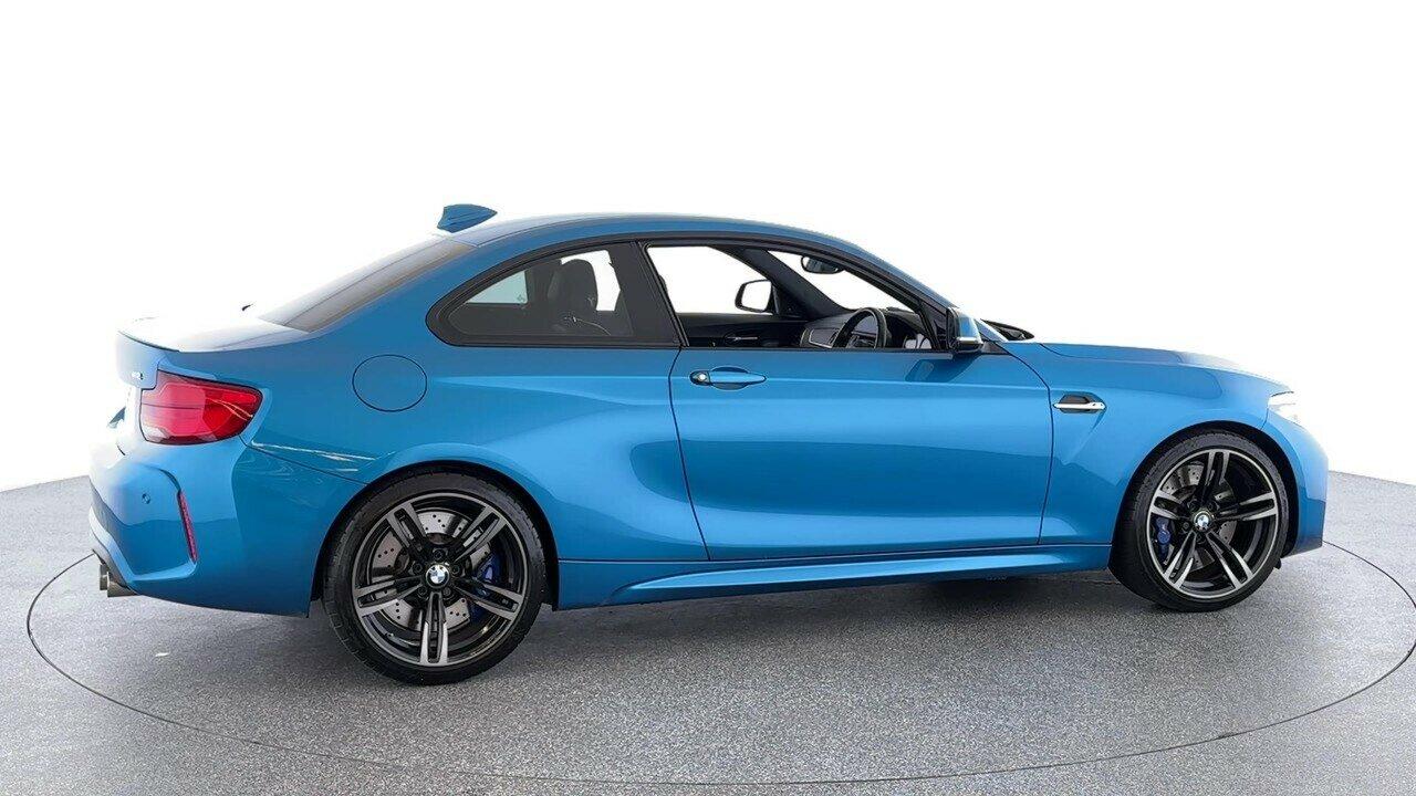 BMW M2 image 2