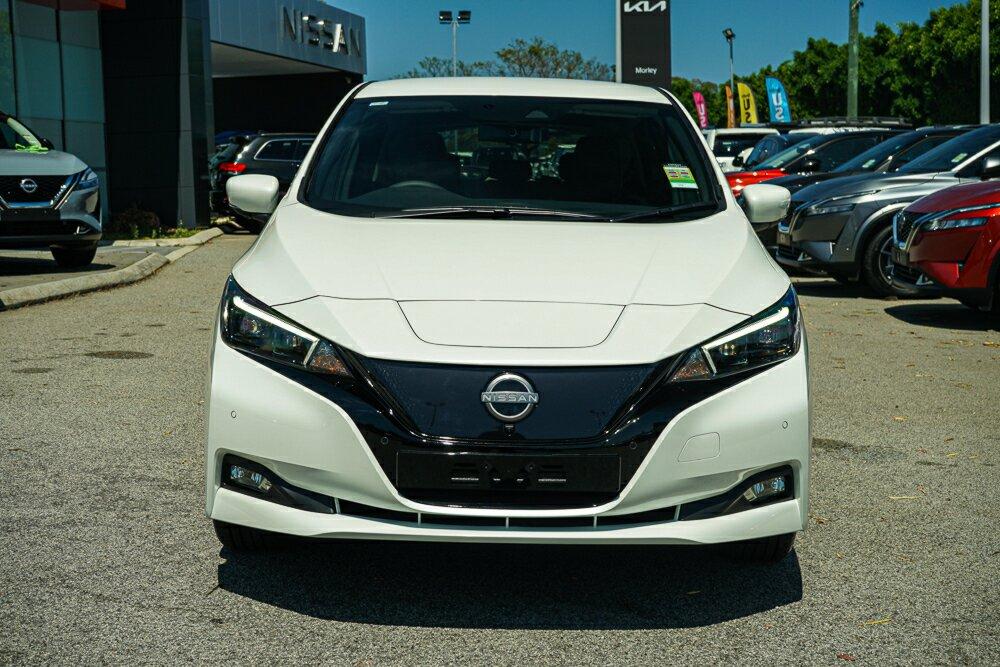Nissan Leaf image 3