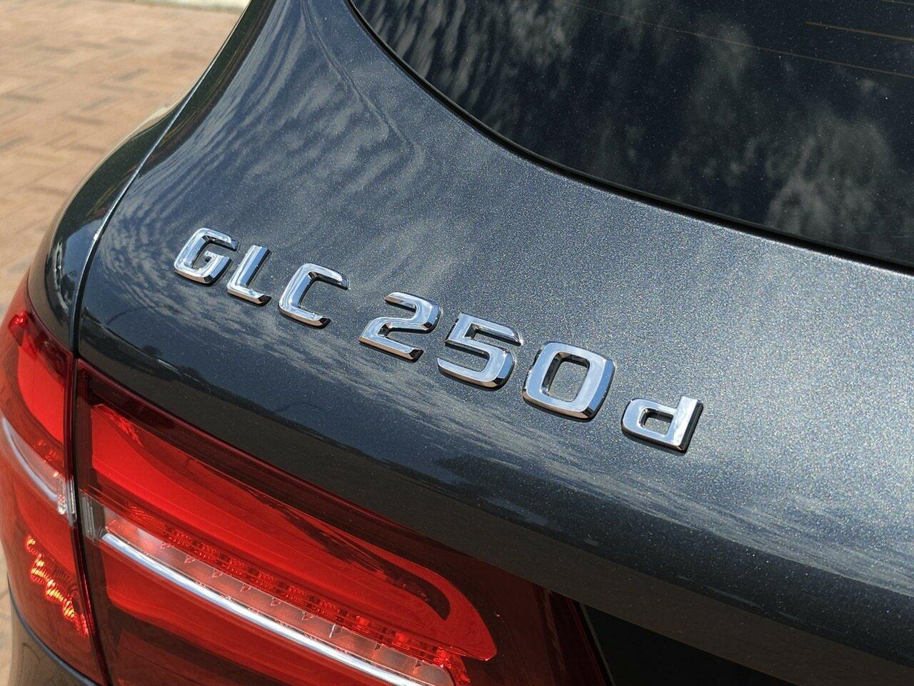 Mercedes Benz Glc-class image 3