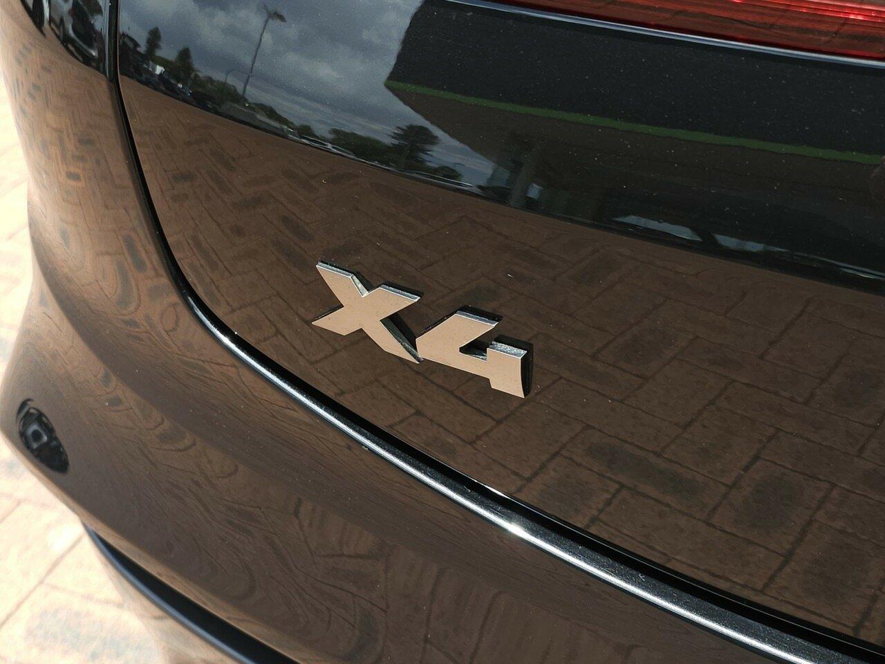 BMW X4 image 3