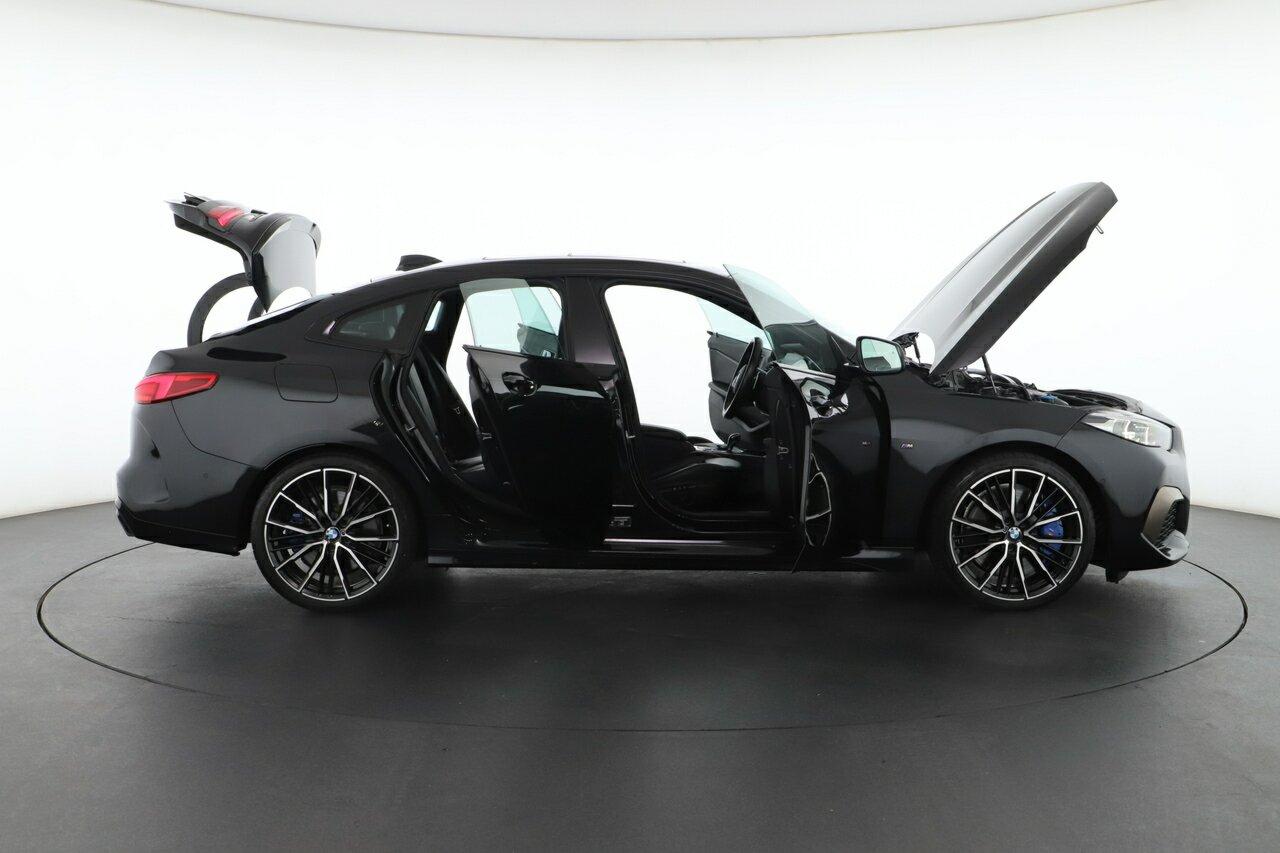 BMW 2 Series image 3