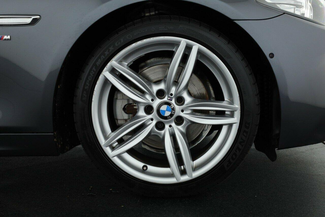BMW 5 Series image 4