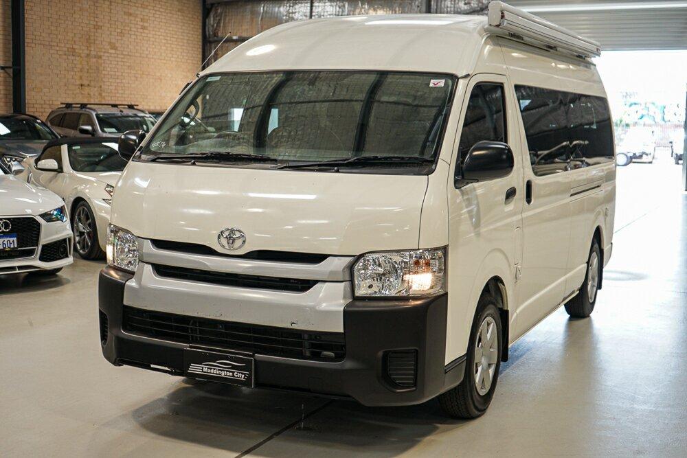 Toyota Hiace image 4