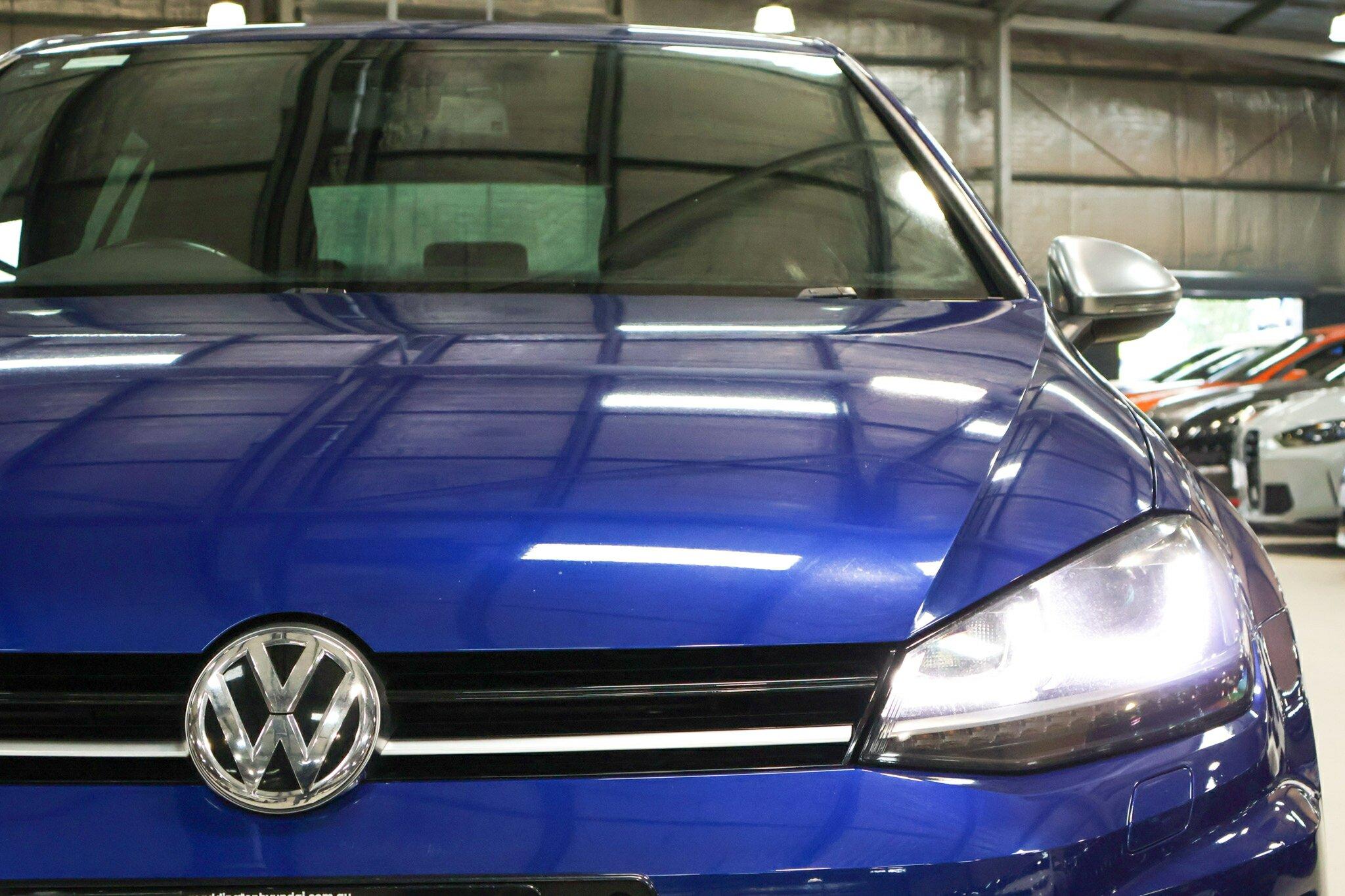 Volkswagen Golf image 4