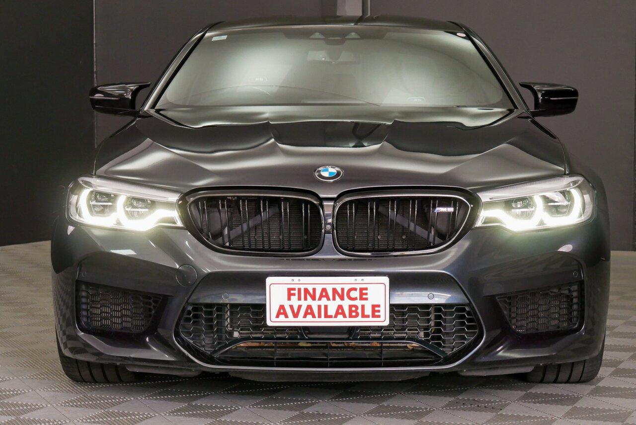 BMW M5 image 2