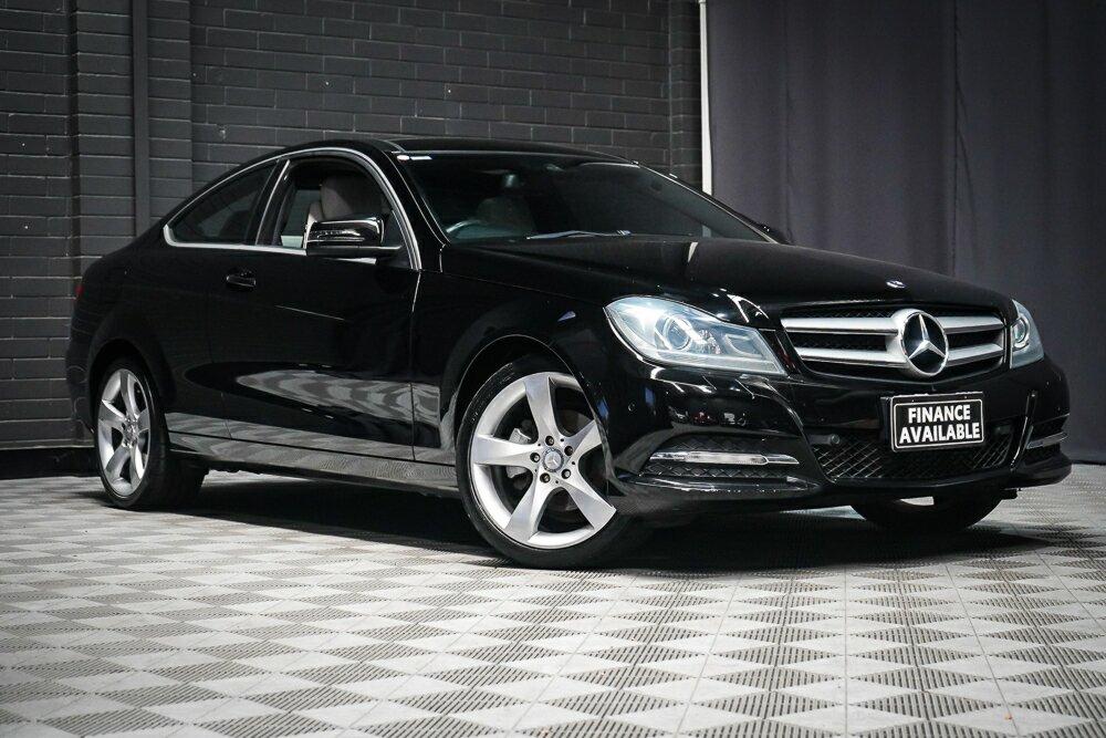 Mercedes Benz C-class image 1