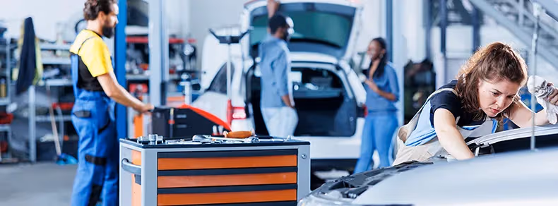 Mymoto trained technicians car service
